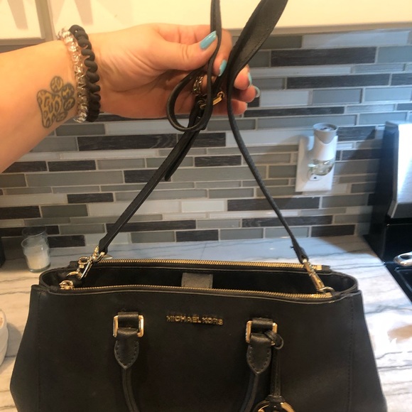 Michael Kors black bag - Picture 8 of 8